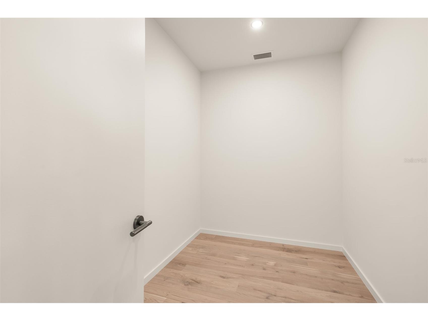 1680 Cherry Lane Sarasota FL 34236 A4698379 image56