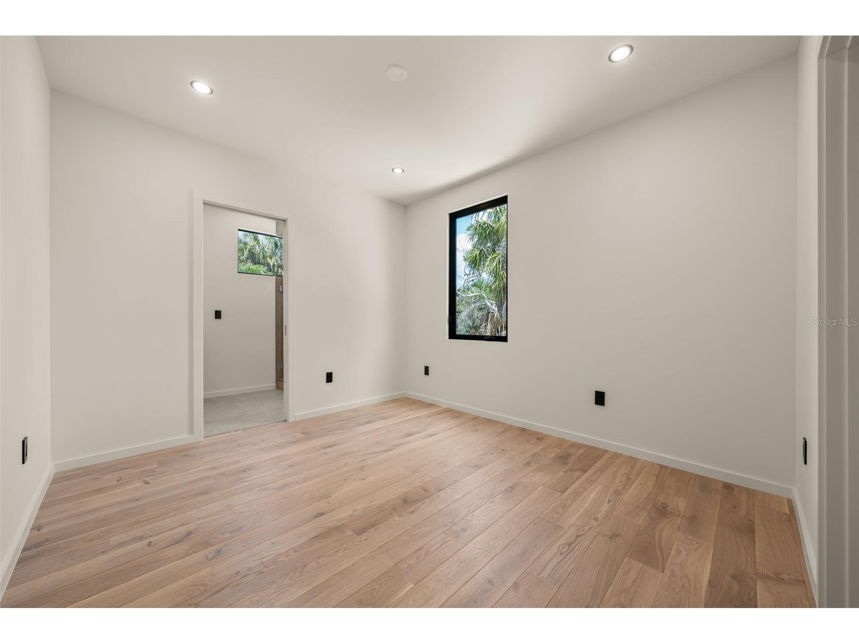 1680 Cherry Lane Sarasota FL 34236 A4698379 image59