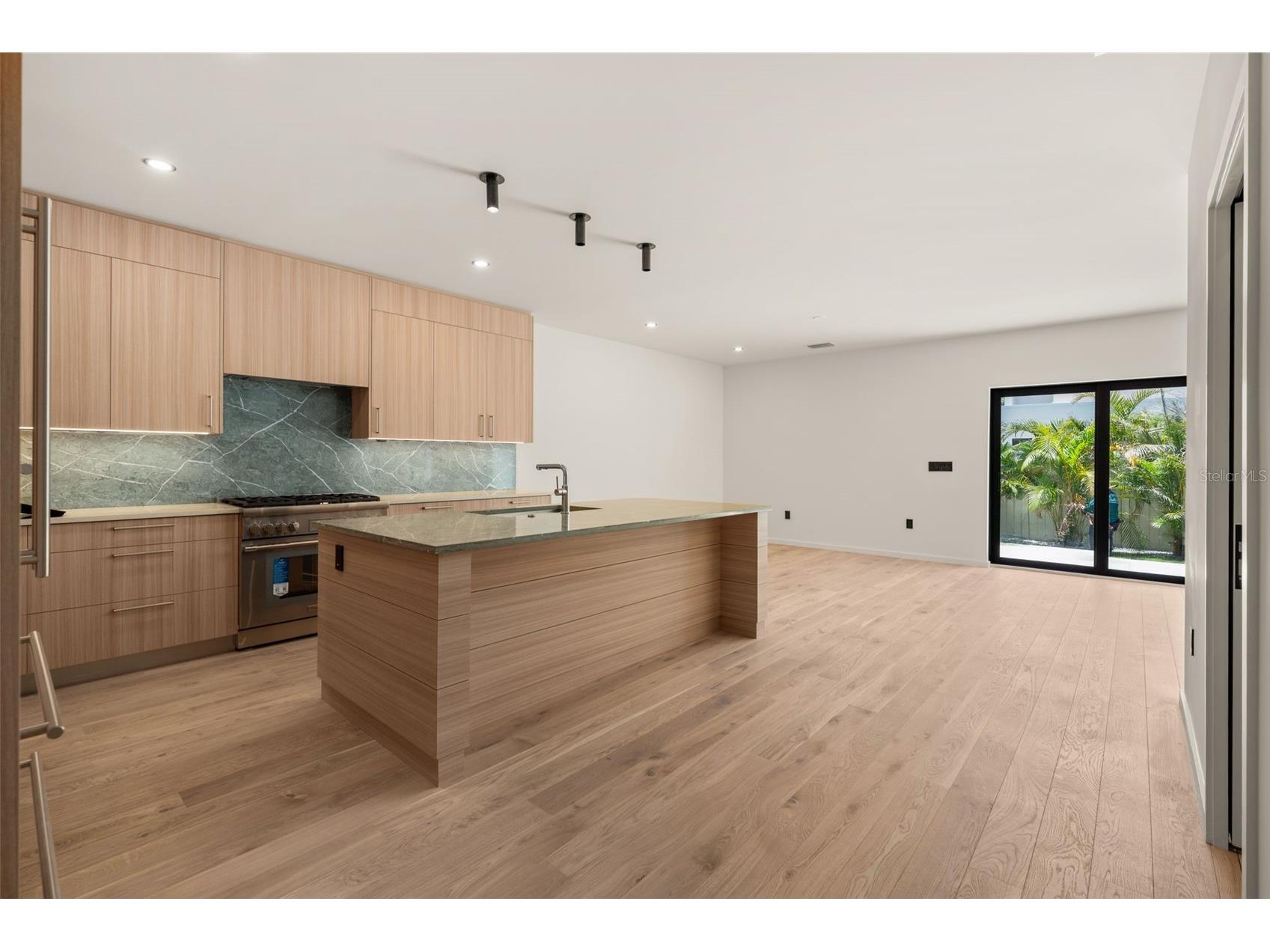 1680 Cherry Lane Sarasota FL 34236 A4698379 image9