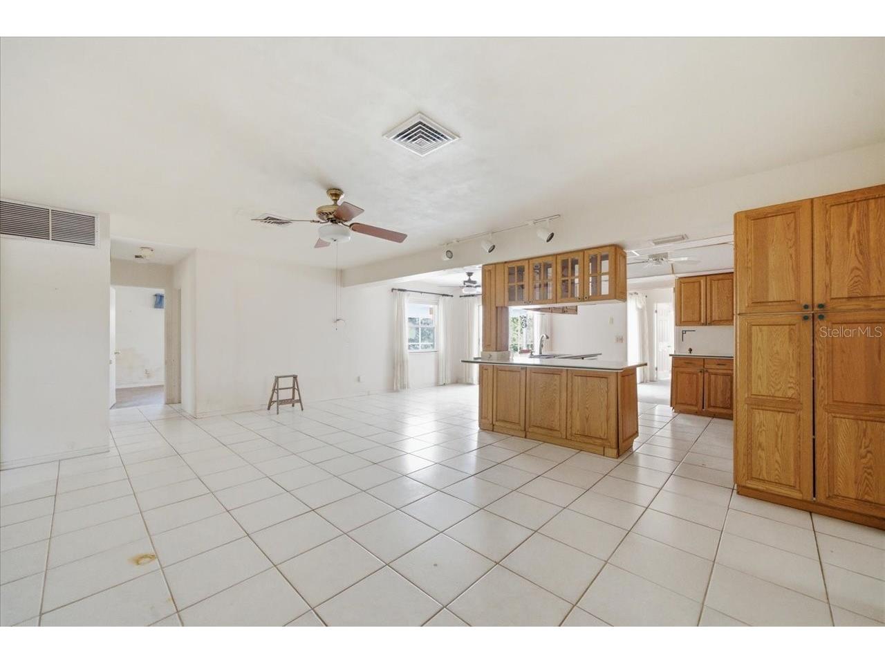 1680 Fox Road Clearwater FL 33764 TB8522143 image39