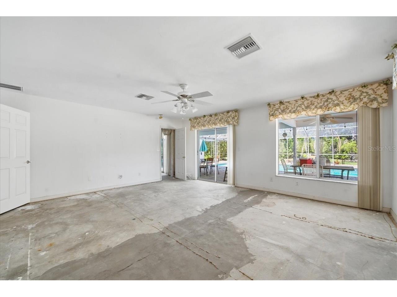 1680 Fox Road Clearwater FL 33764 TB8522143 image44