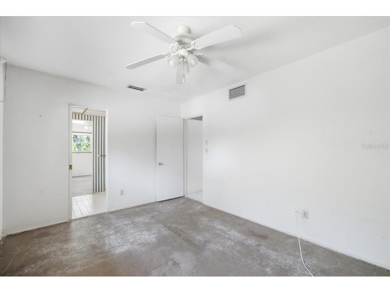 1680 Fox Road Clearwater FL 33764 TB8522143 image50