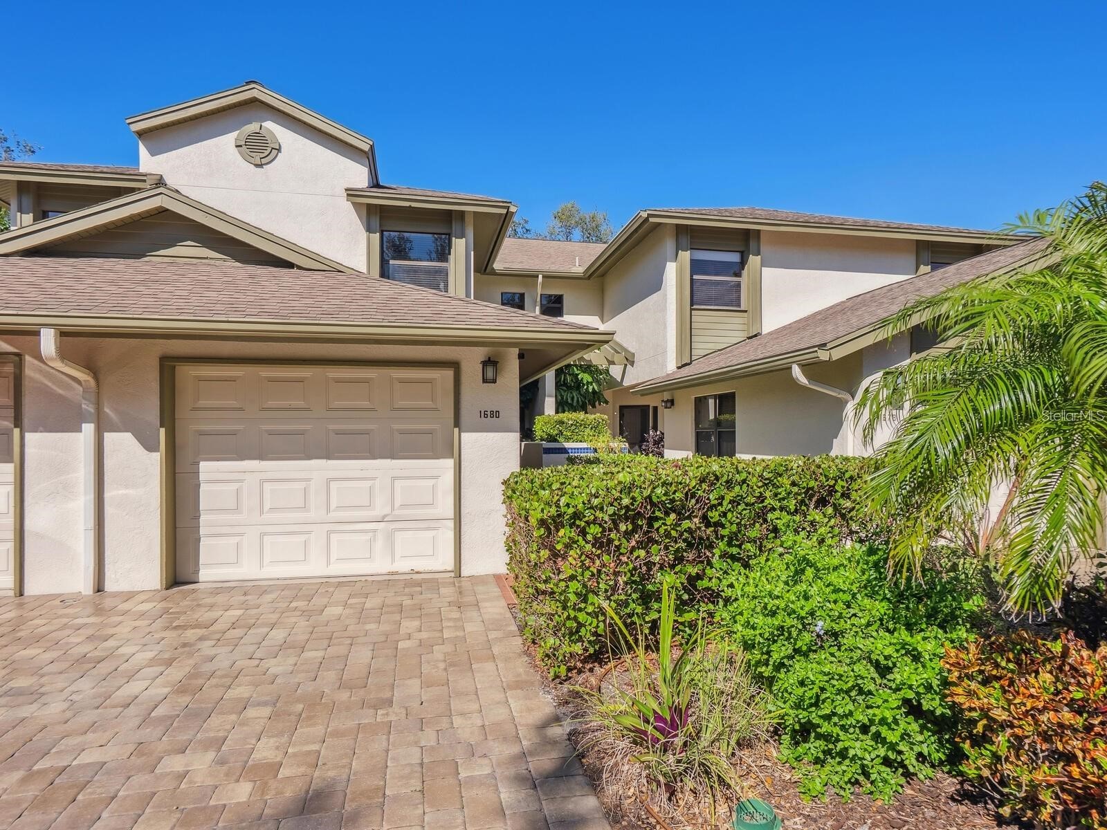 1680 Starling Drive #101 Sarasota FL 34231 A4684814 image1