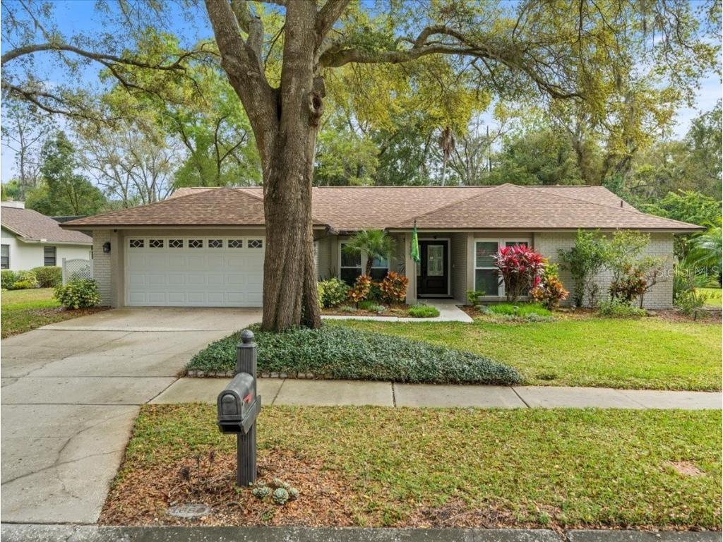 16801 Bellwood Manor Tampa FL 33618 T3509268 image1