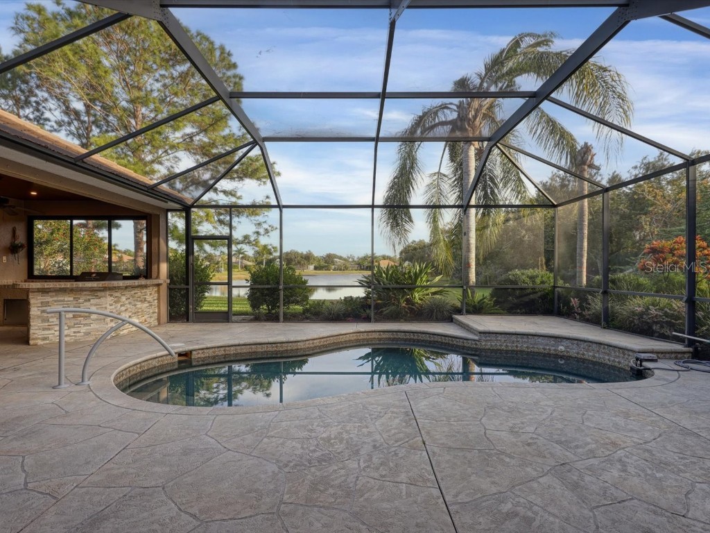 16806 5th Terrace NE Bradenton FL 34212 A4672228 image2