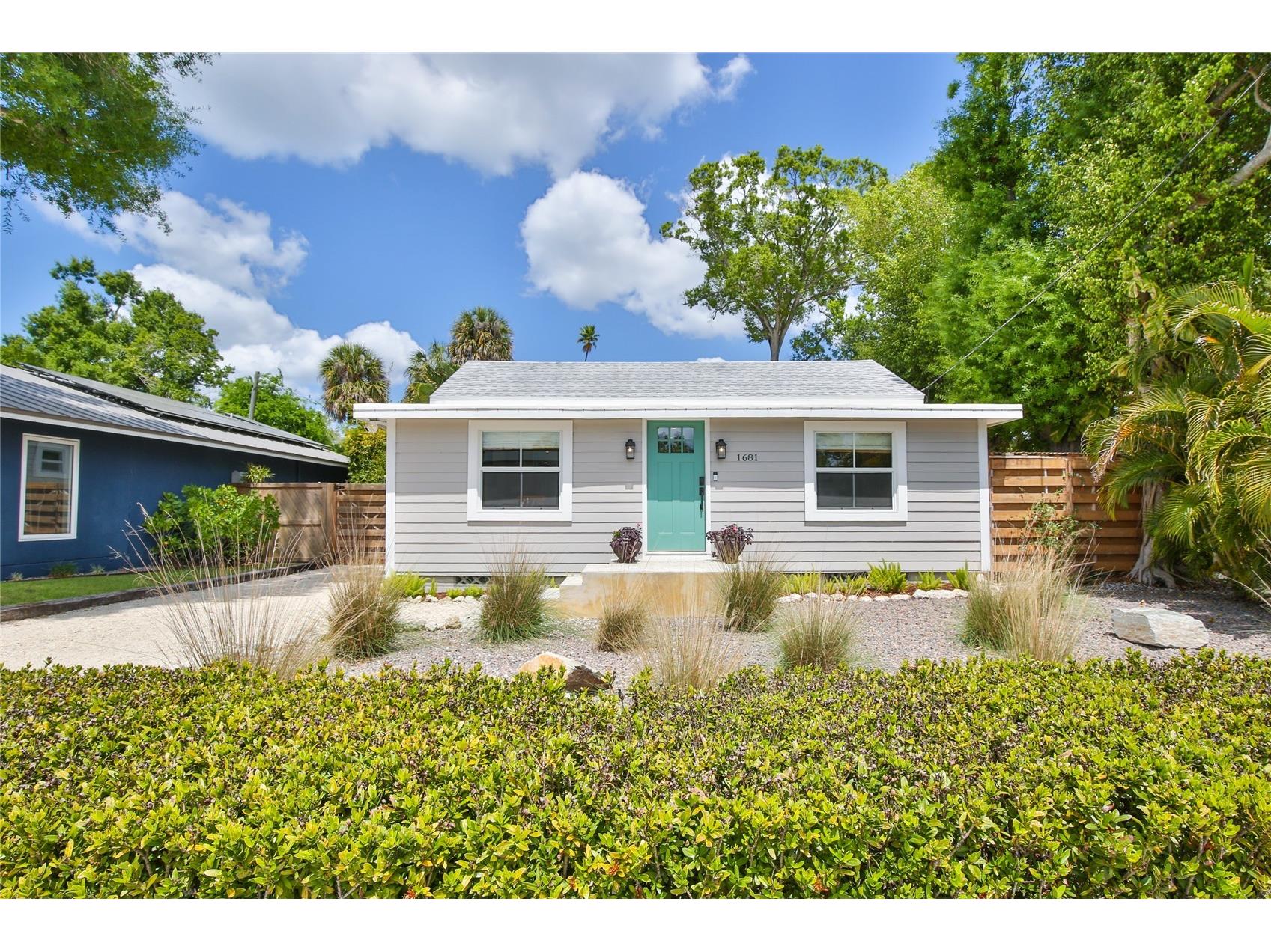 1681 8th Street Sarasota FL 34236 A4688573 image3