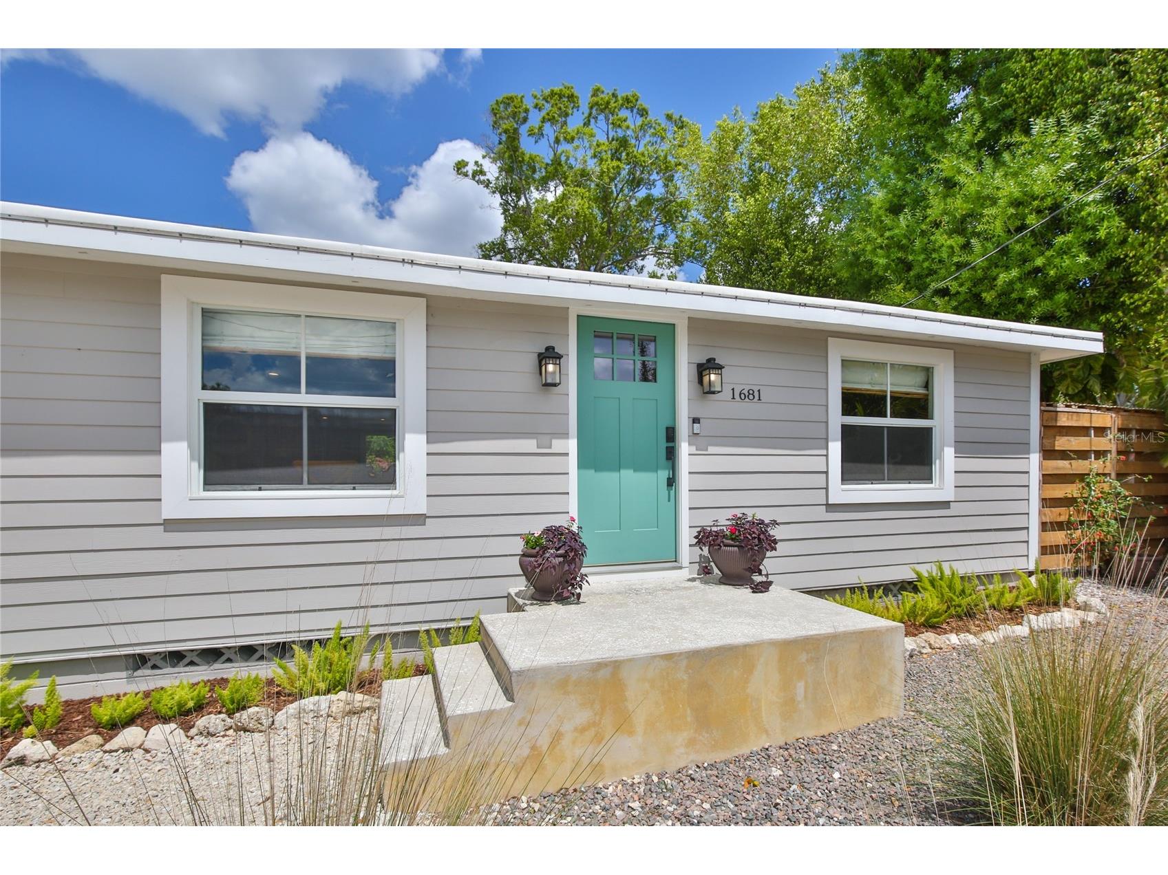 1681 8th Street Sarasota FL 34236 A4688573 image4