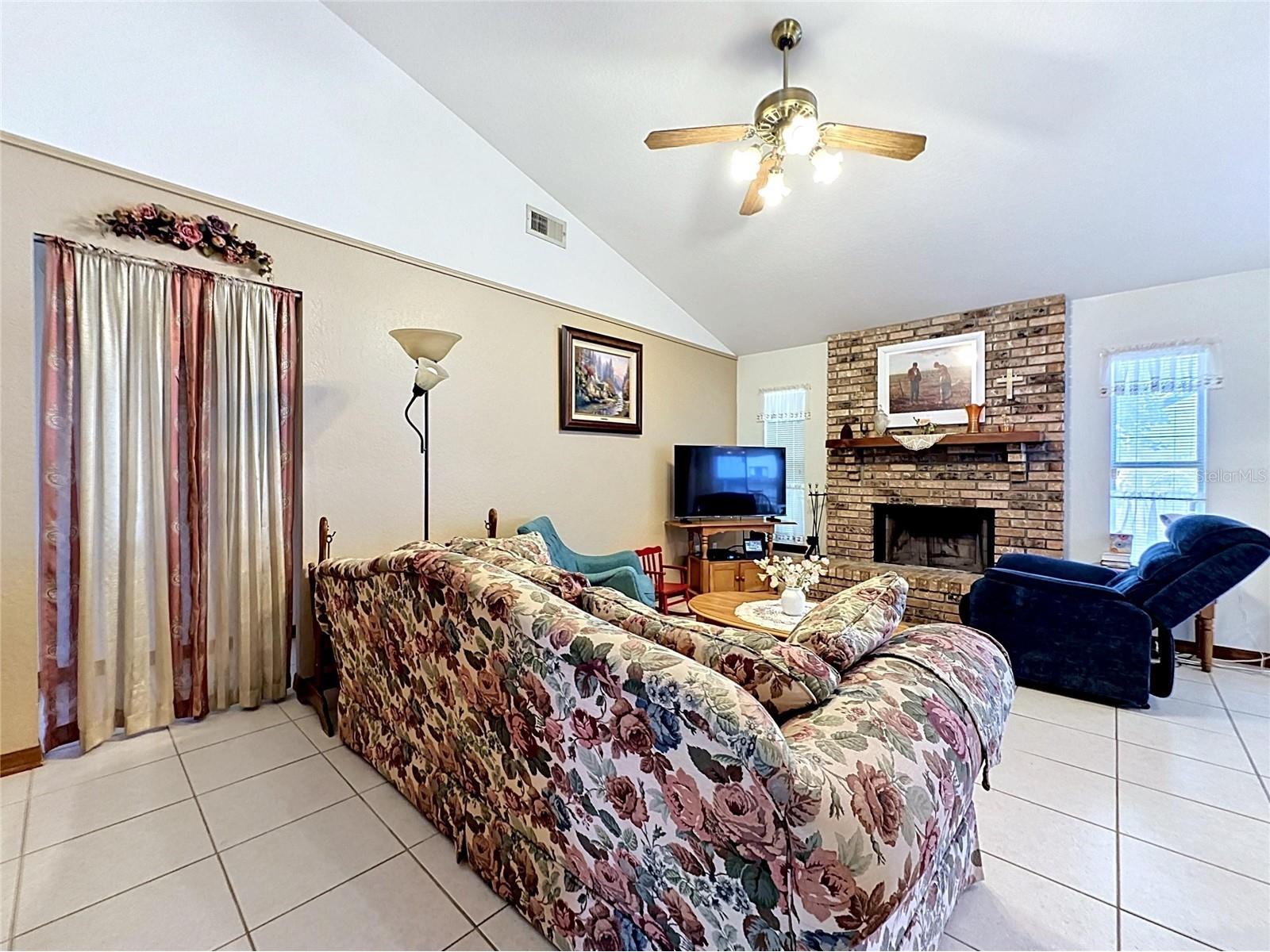 1681 E Spring Ridge Circle Winter Garden FL 34787 B4902258 image27