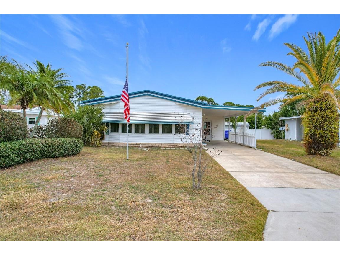 1681 Nassau Circle Tavares FL 32778 G5090067 image1