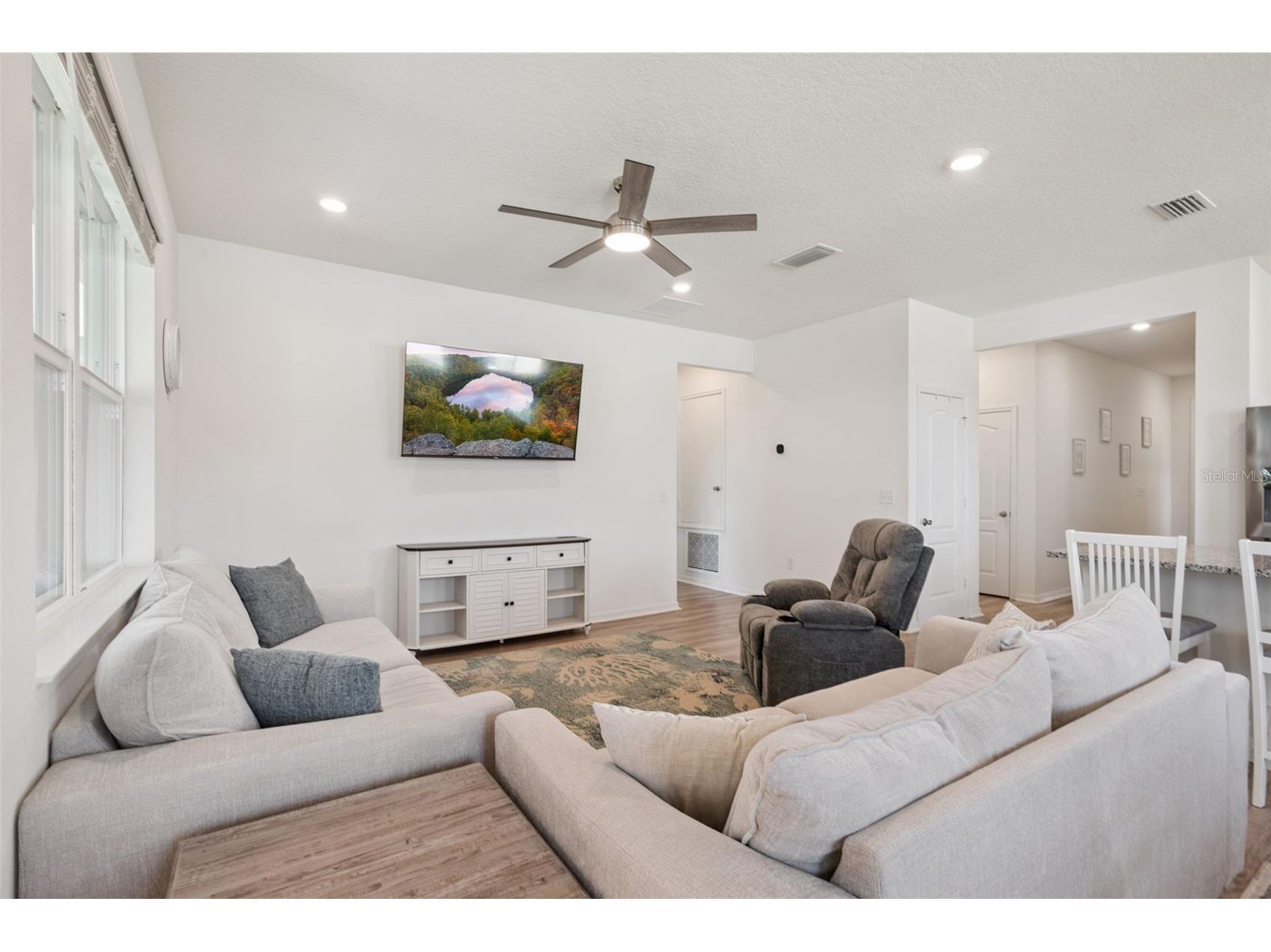 1682 Littleleaf Boxwood Loop Mascotte FL 34753 O6398516 image12