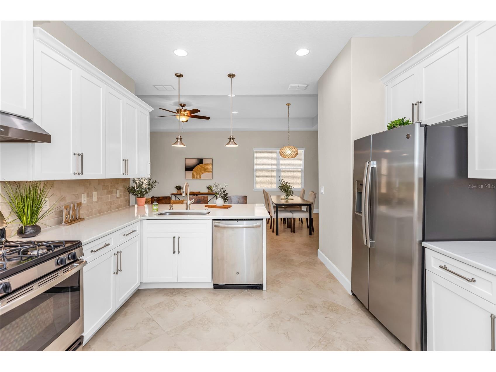 1682 Victoria Gardens Drive Deland FL 32724 V4948878 image7