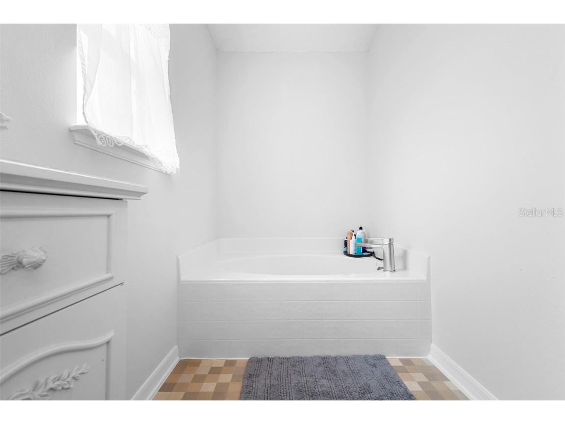 1683 Keeling Drive Deltona FL 32738 V4943815 image35