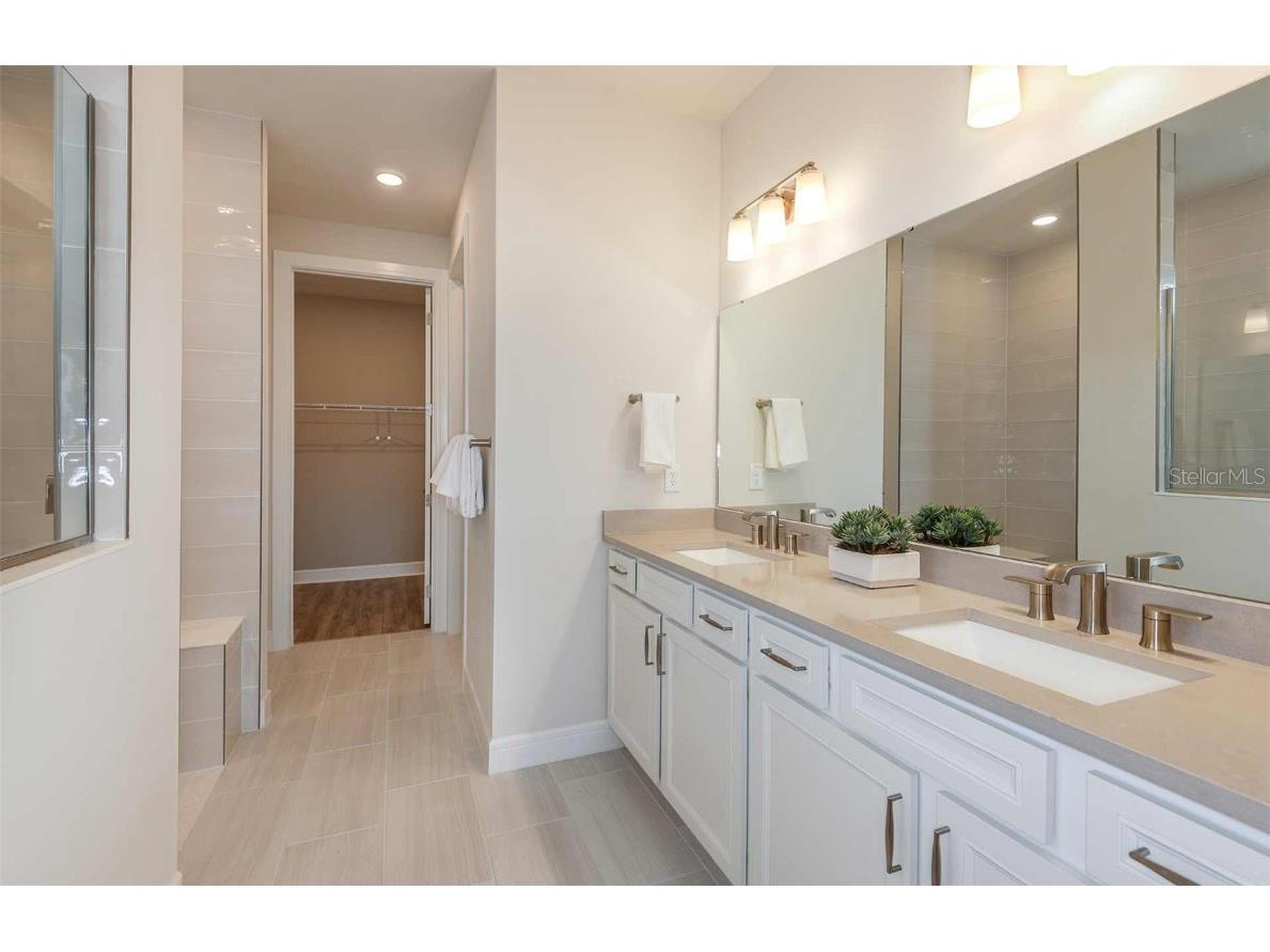 1683 Valier Point Zephyrhills FL 33541 TB8404990 image9