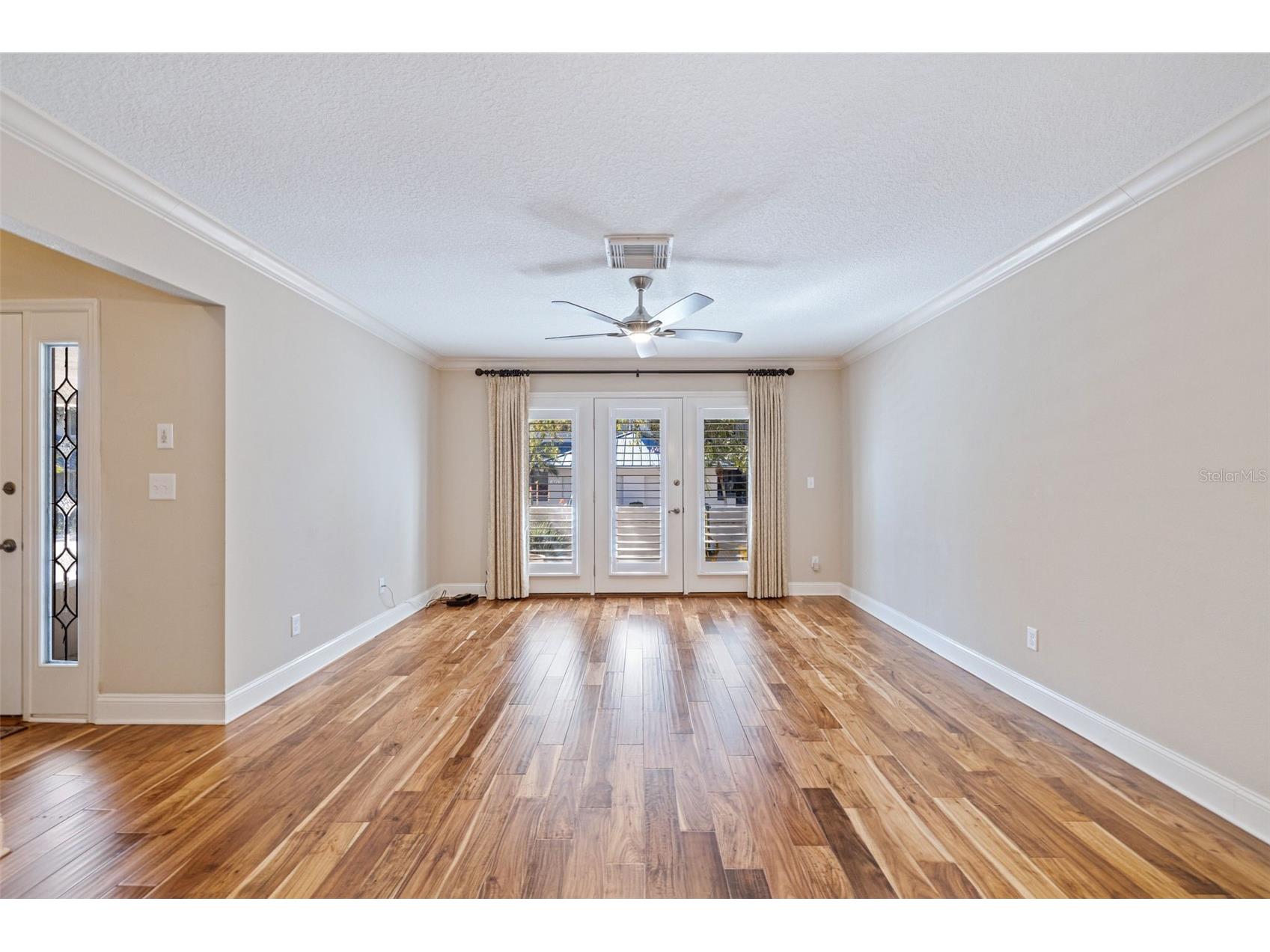 1683 Watermark Circle NE Saint Petersburg FL 33702 - TANGLEWOOD CHANNEL TB8472984 image5