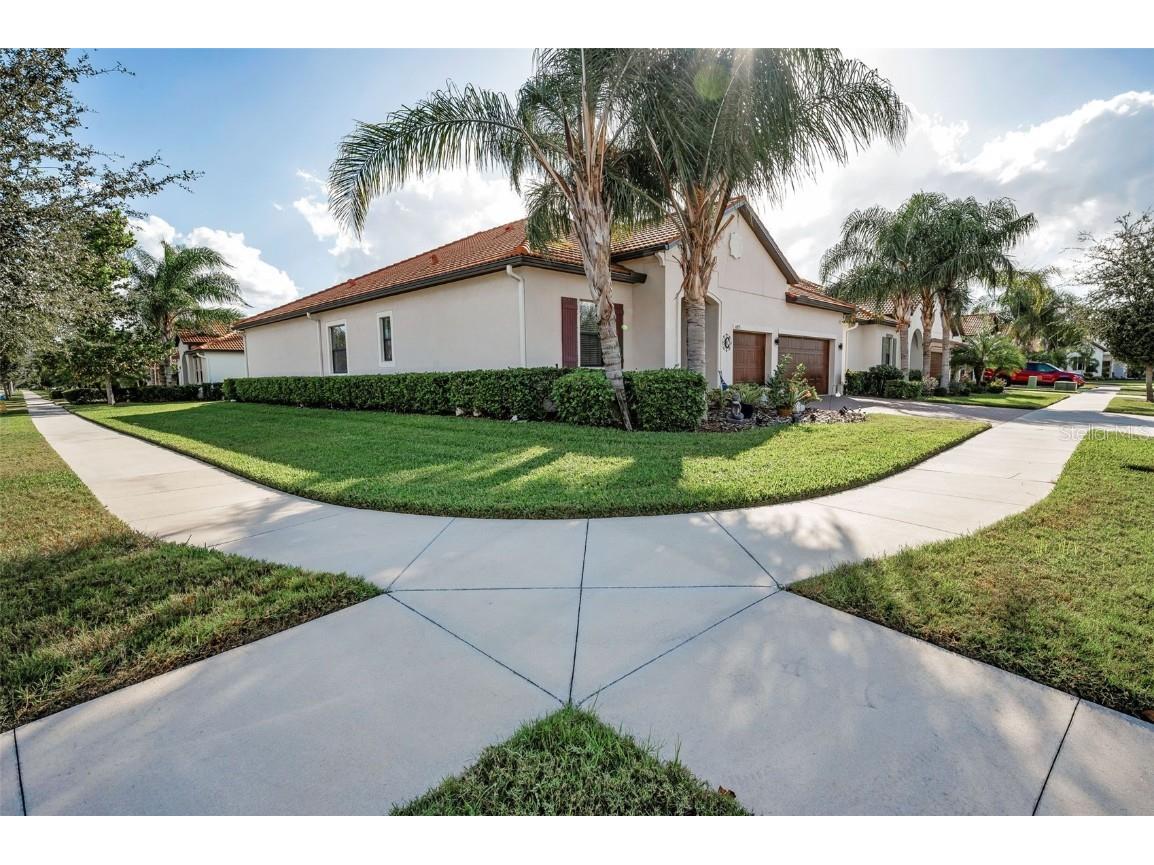 16833 Banner Shell Place Wimauma FL 33598 TB8433880 image36