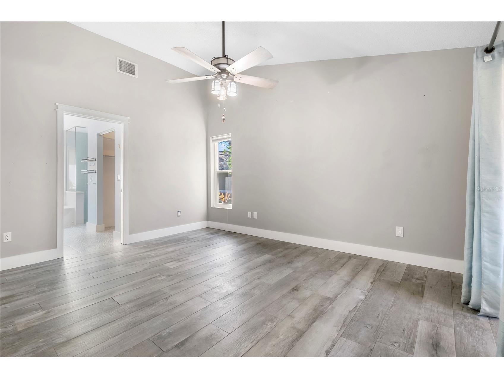 1684 Fry Court Dunedin FL 34698 TB8470045 image19