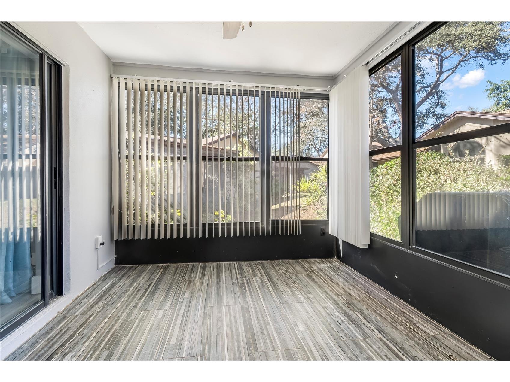 1684 Fry Court Dunedin FL 34698 TB8470045 image27