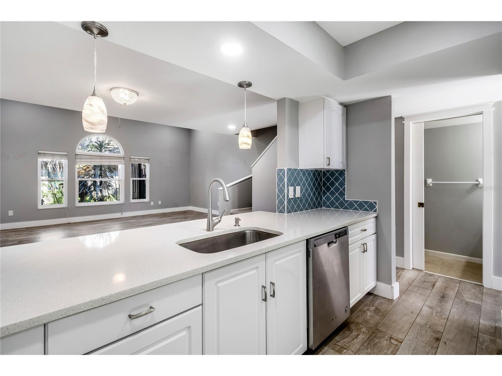 1684 Fry Court Dunedin FL 34698 TB8470045 image8