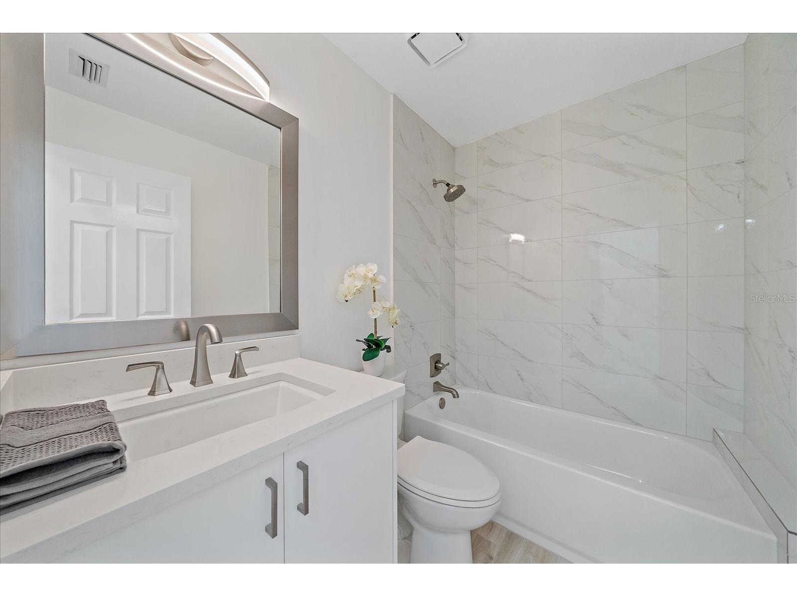 1684 Pintail Way Sarasota FL 34231 A4688624 image22
