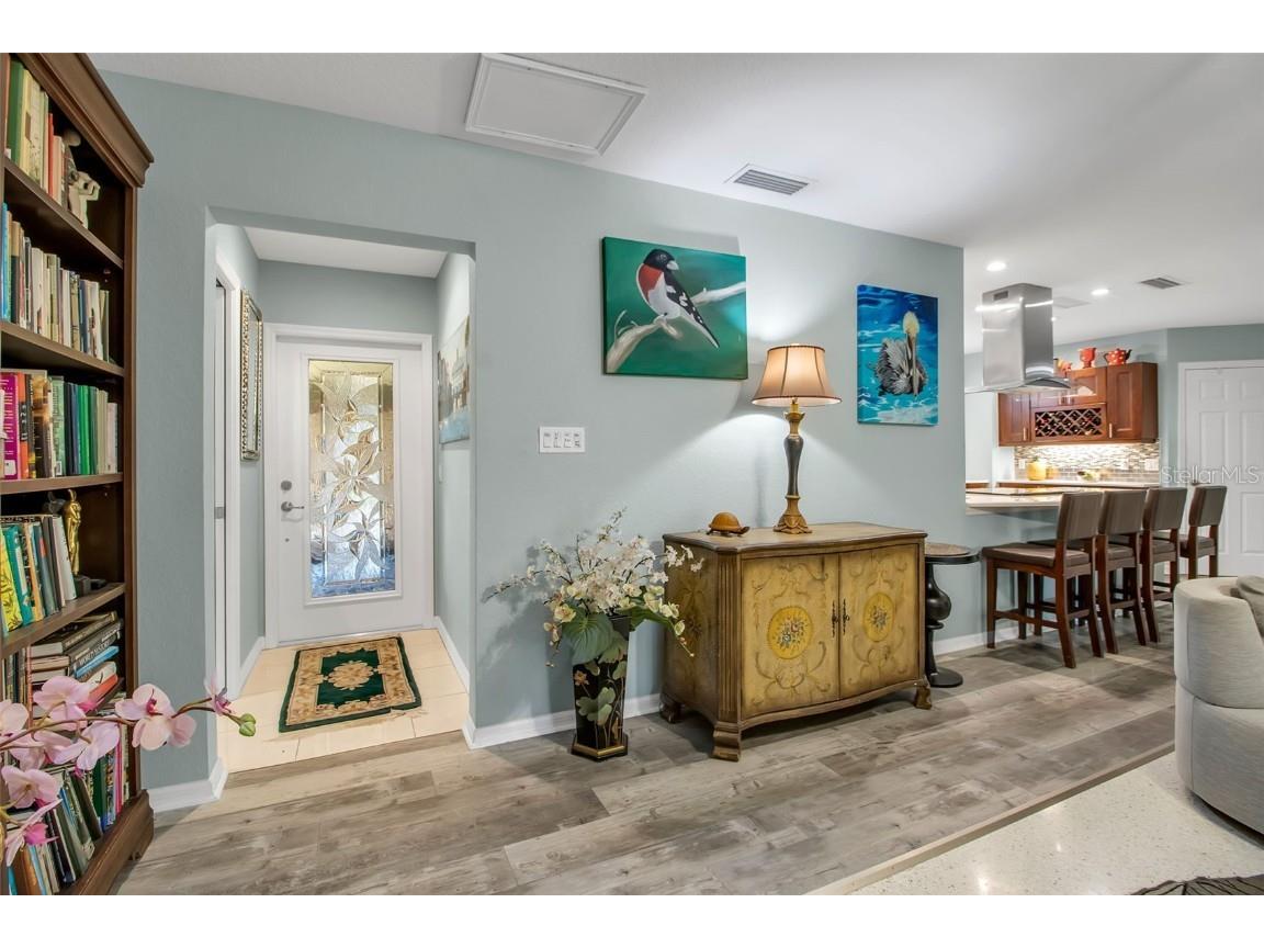 1684 Spring Creek Drive Sarasota FL 34239 A4671407 image15