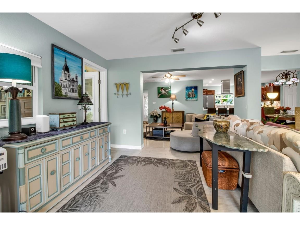 1684 Spring Creek Drive Sarasota FL 34239 A4671407 image23