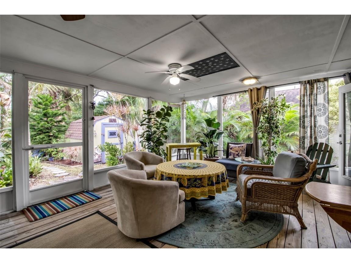 1684 Spring Creek Drive Sarasota FL 34239 A4671407 image27