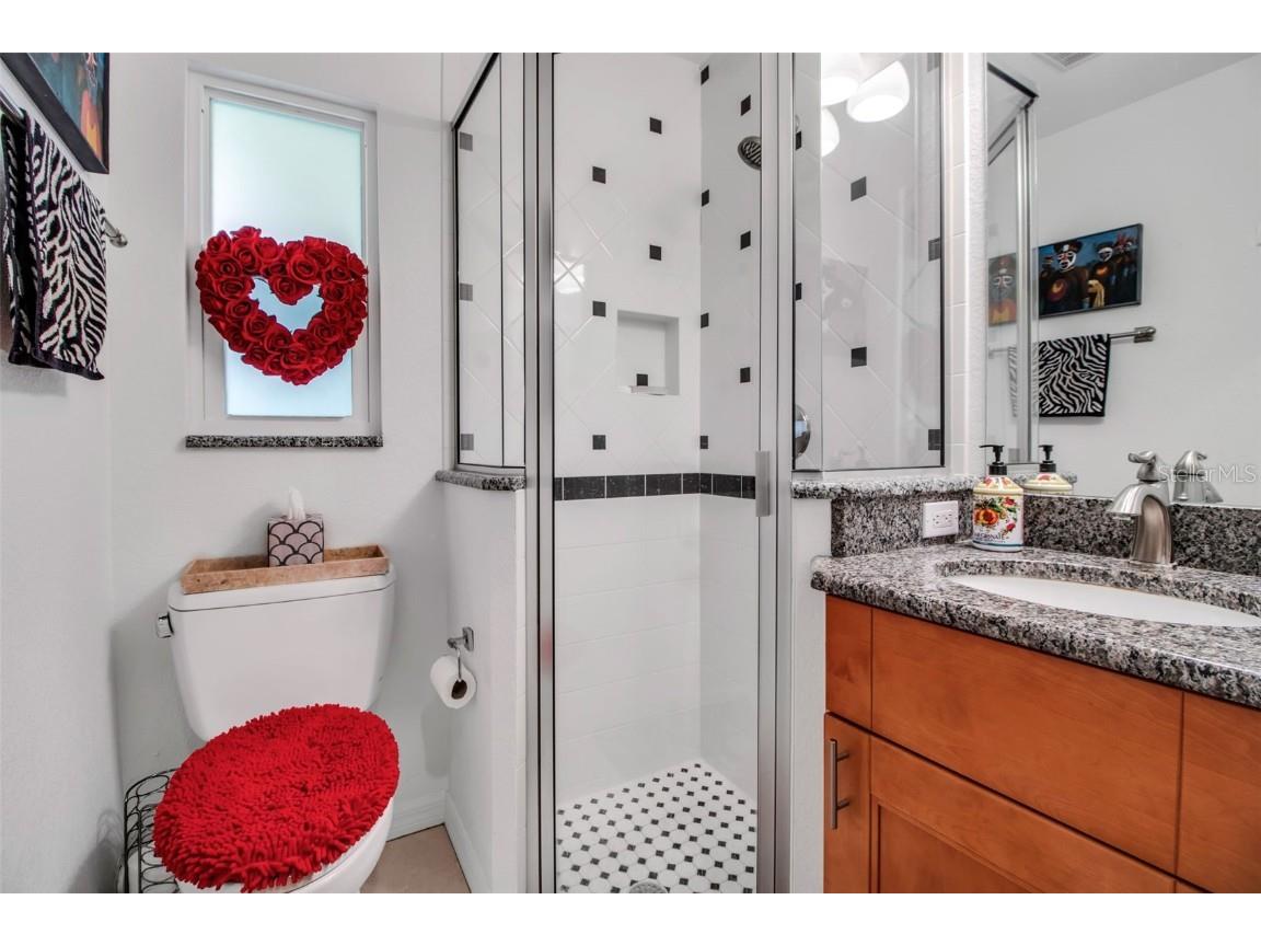 1684 Spring Creek Drive Sarasota FL 34239 A4671407 image34