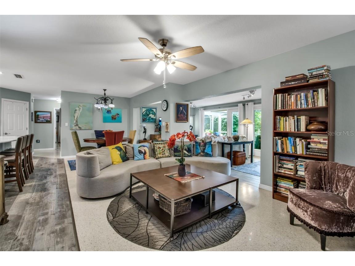 1684 Spring Creek Drive Sarasota FL 34239 A4671407 image4