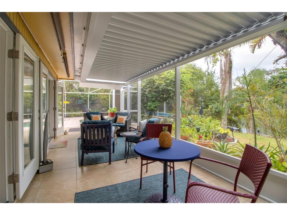 1684 Spring Creek Drive Sarasota FL 34239 A4671407 image5