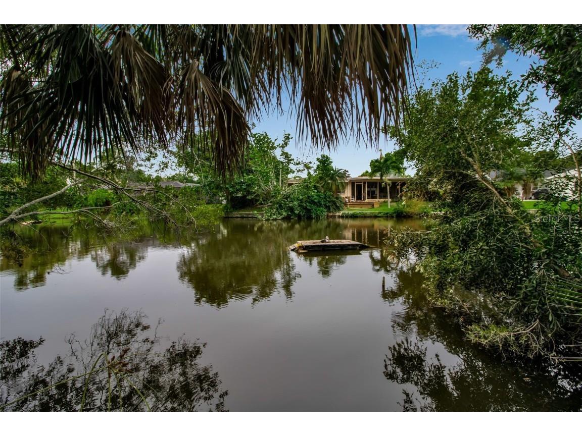 1684 Spring Creek Drive Sarasota FL 34239 A4671407 image59