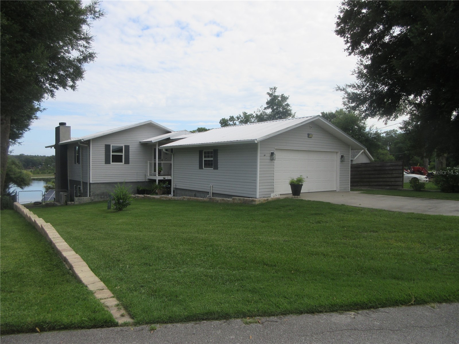 16849 SE 59th Place Ocklawaha FL 32179 - Crystal Lake OM726650 image1