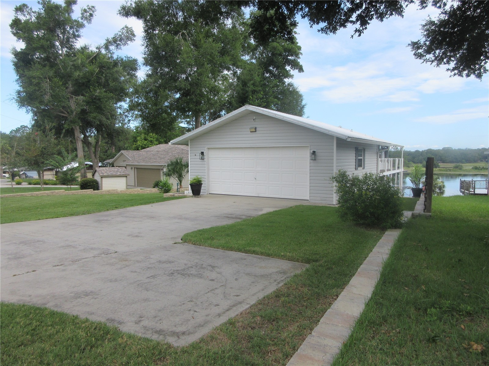 16849 SE 59th Place Ocklawaha FL 32179 - Crystal Lake OM726650 image2