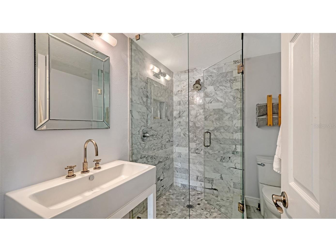 1685 6th Street Sarasota FL 34236 A4667628 image20