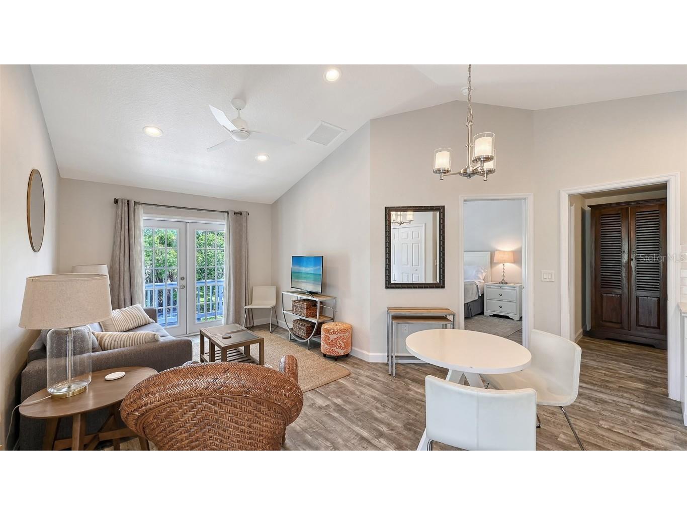 1685 6th Street Sarasota FL 34236 A4667628 image36