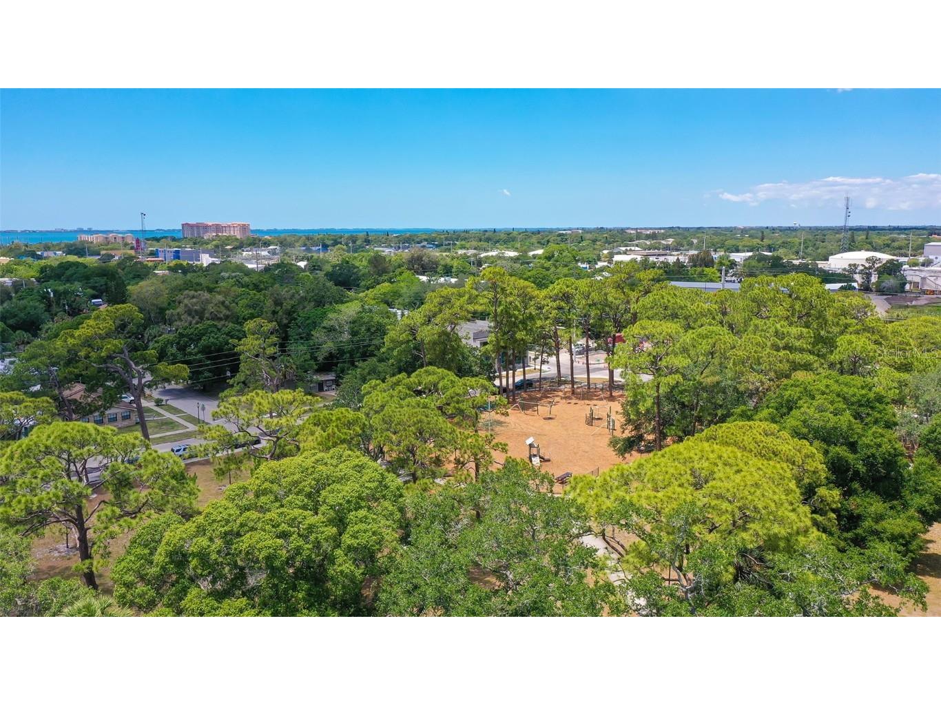 1685 6th Street Sarasota FL 34236 A4667628 image51