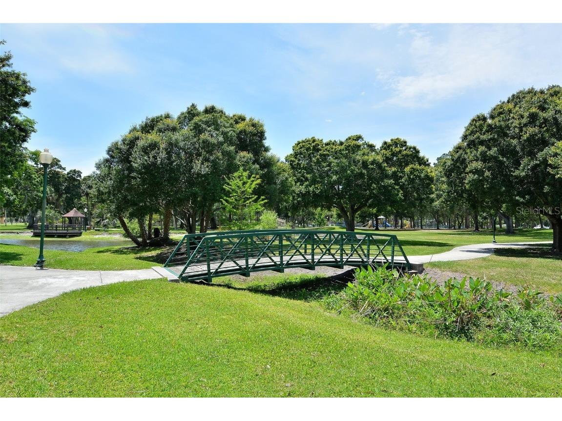 1685 6th Street Sarasota FL 34236 A4667628 image52