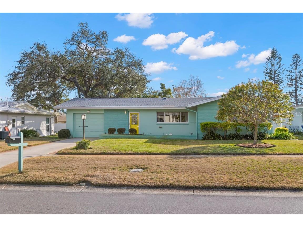 1685 Cambridge Drive Clearwater FL 33756 TB8341804 image1