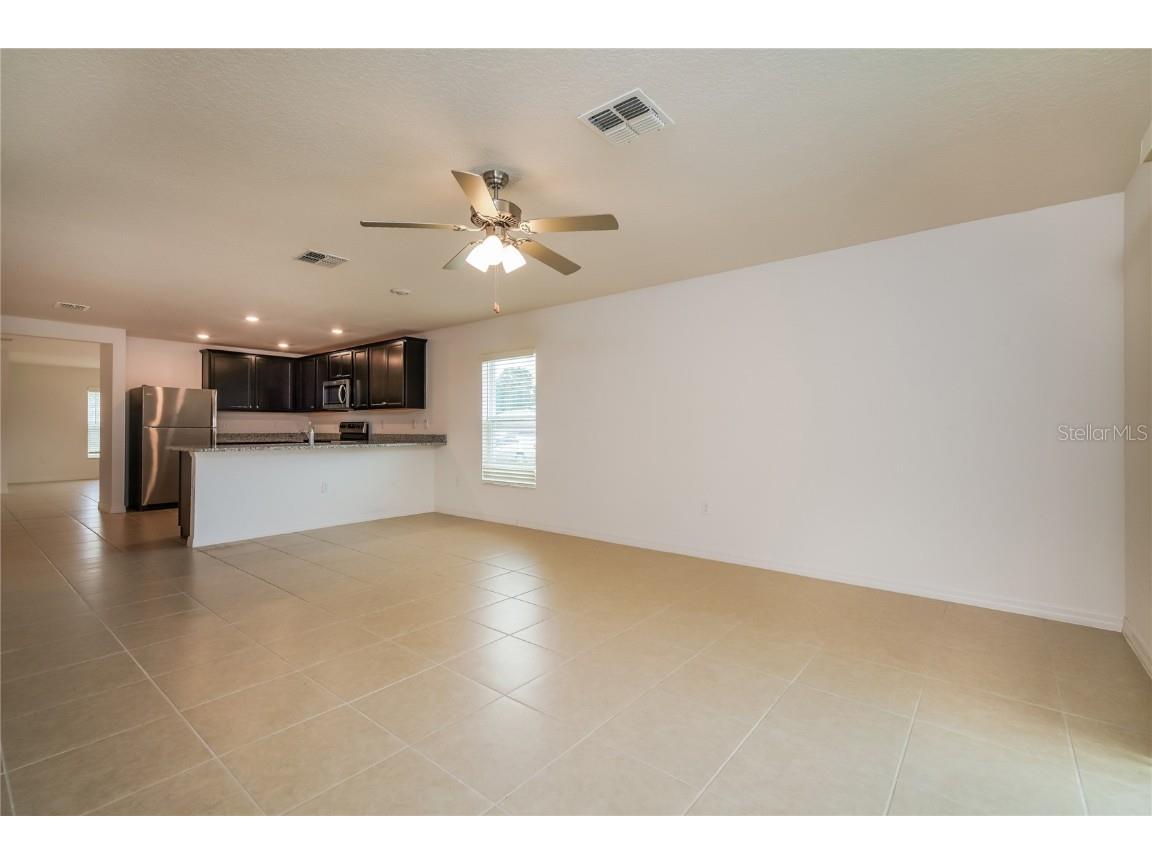 1685 Hideaway Flat Street Mascotte FL 34753 O6329616 image5