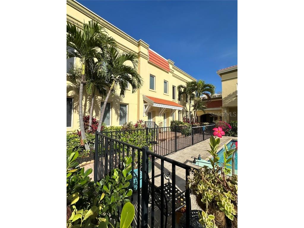 1685 Laurel Street #3 Sarasota FL 34236 A4604613 image1