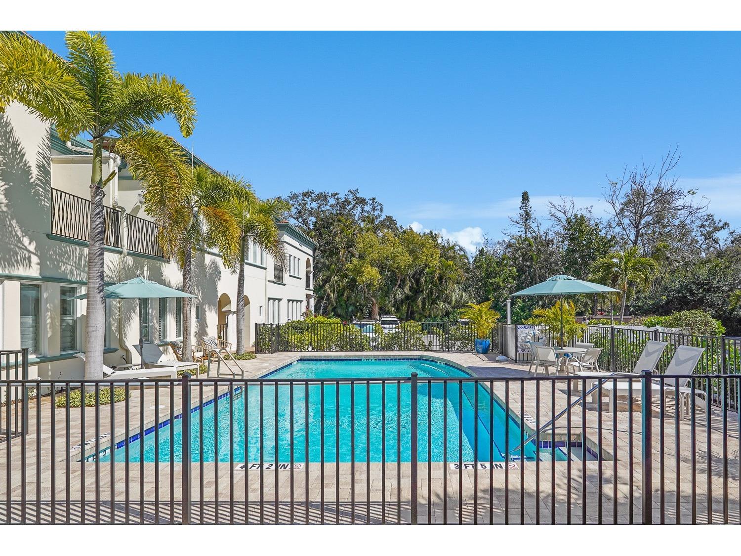 1685 Laurel Street #3 Sarasota FL 34236 A4676566 image5