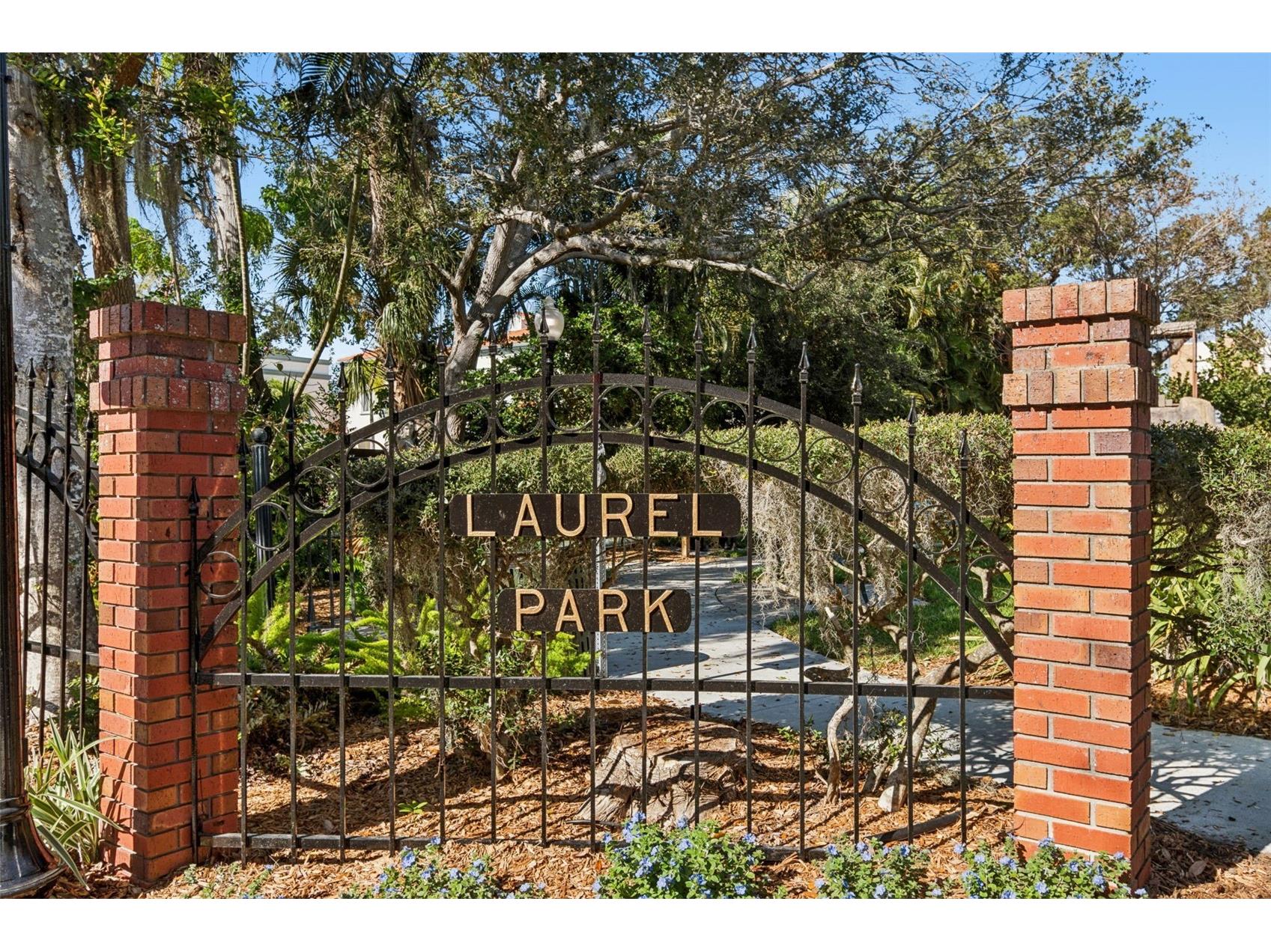1685 Laurel Street #3 Sarasota FL 34236 A4676566 image55