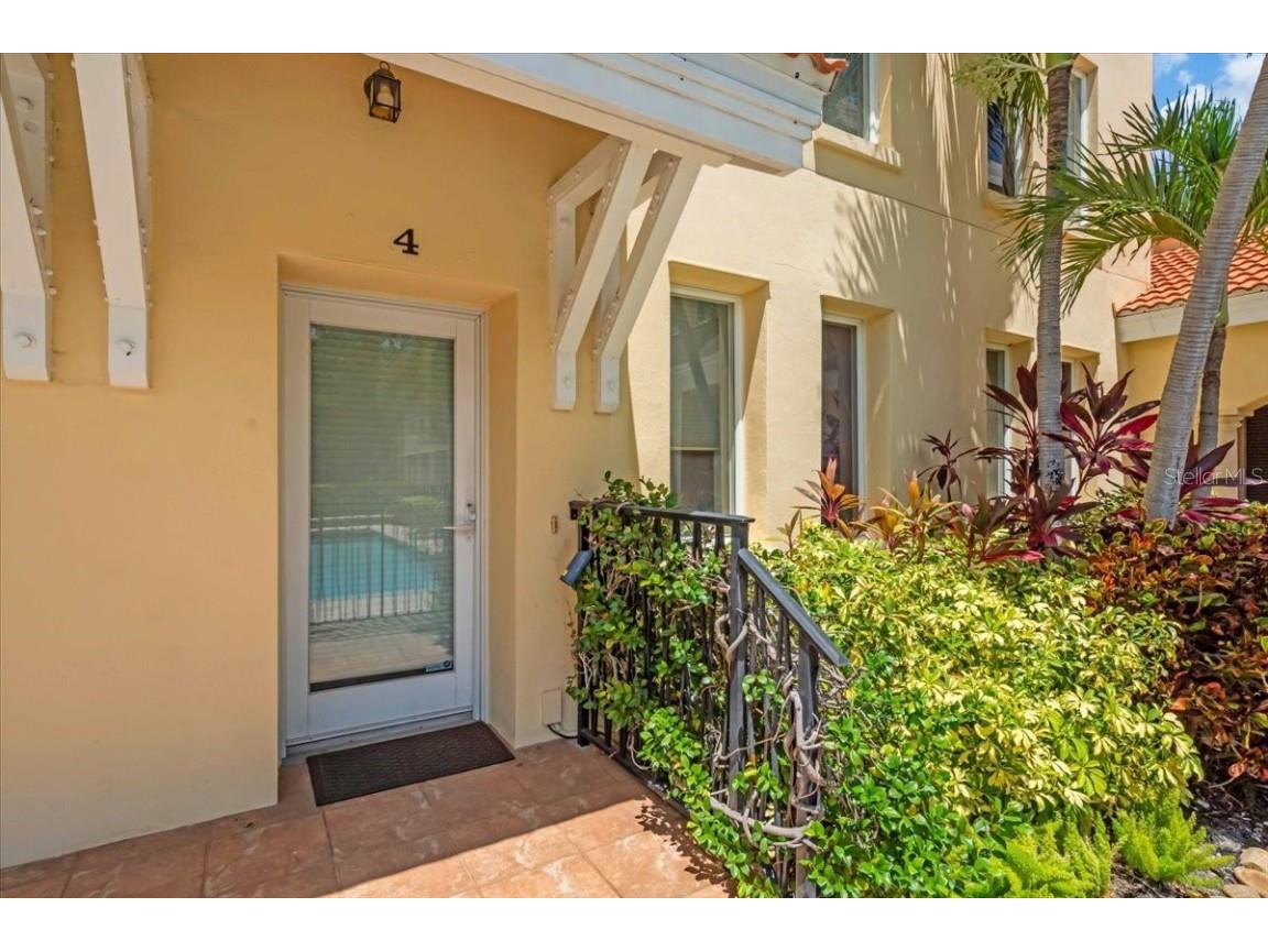 1685 Laurel Street #4 Sarasota FL 34236 N6140019 image2