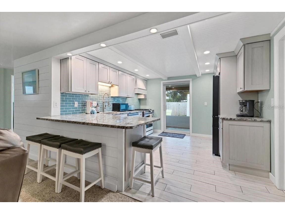 1686 Chapline Lane Sarasota FL 34231 - GULF OF MEXICO/SIESTAKEY BEACH A4672328 image11