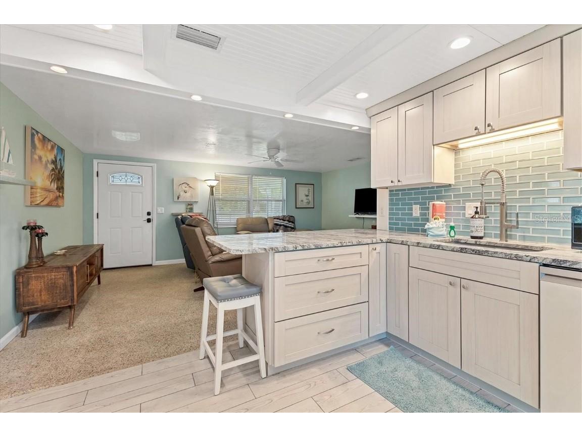 1686 Chapline Lane Sarasota FL 34231 - GULF OF MEXICO/SIESTAKEY BEACH A4672328 image14