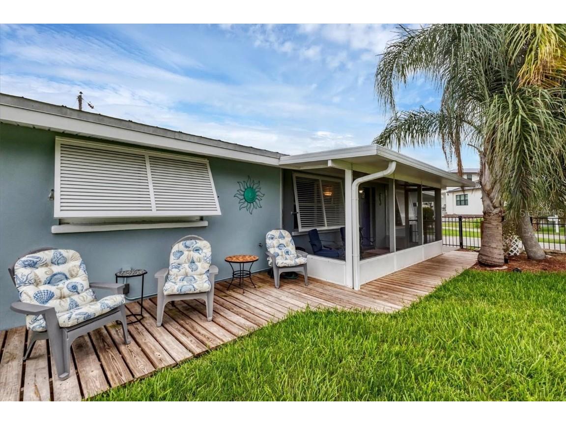 1686 Chapline Lane Sarasota FL 34231 - GULF OF MEXICO/SIESTAKEY BEACH A4672328 image3