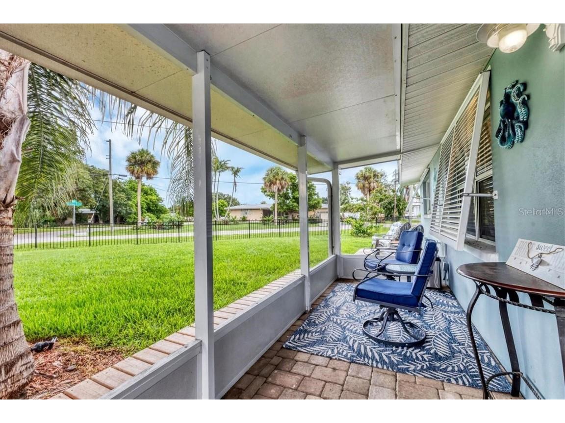 1686 Chapline Lane Sarasota FL 34231 - GULF OF MEXICO/SIESTAKEY BEACH A4672328 image5