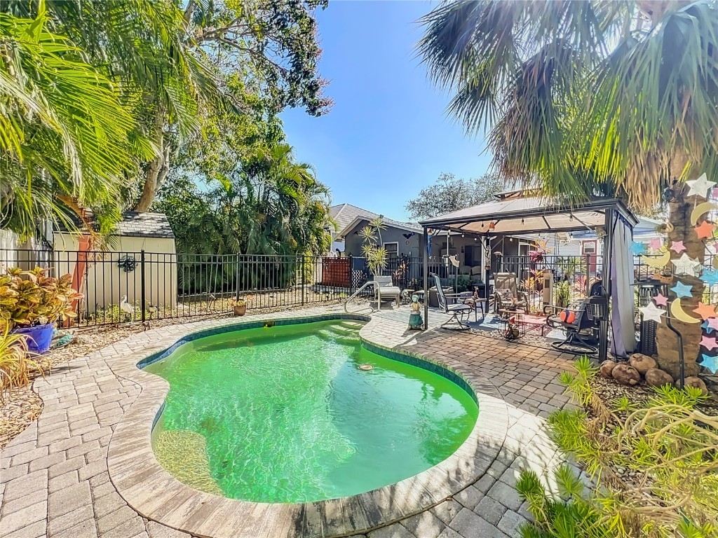 1687 Arlington Street Sarasota FL 34239 A4664909 image16