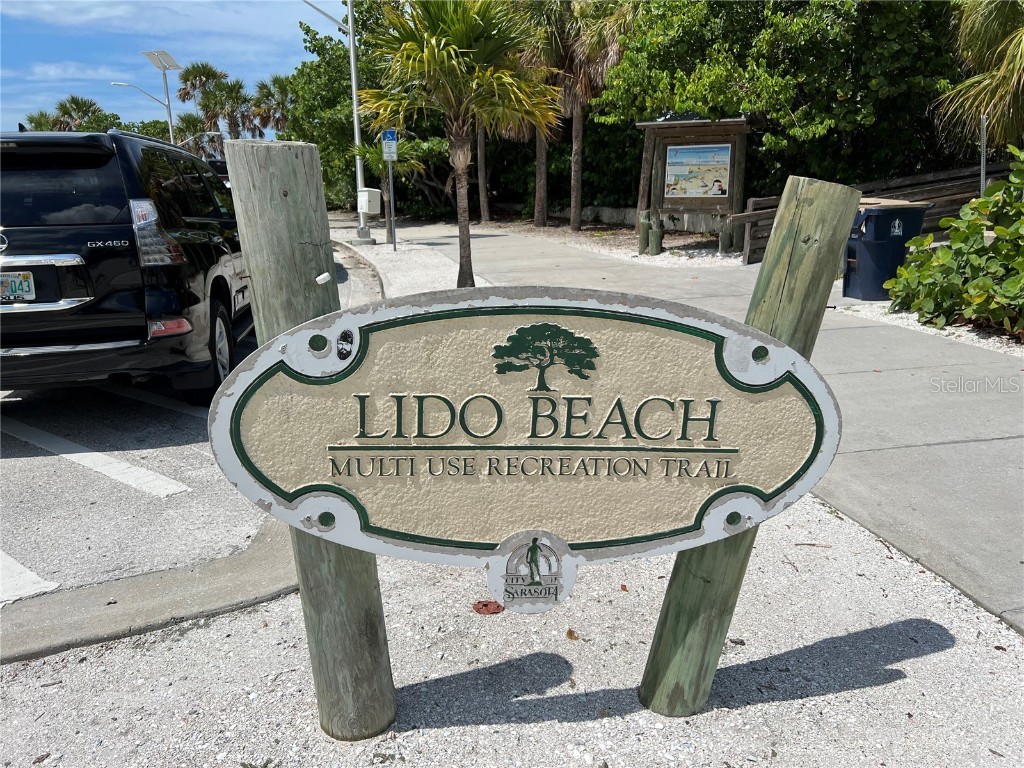 1687 Arlington Street Sarasota FL 34239 A4664909 image34