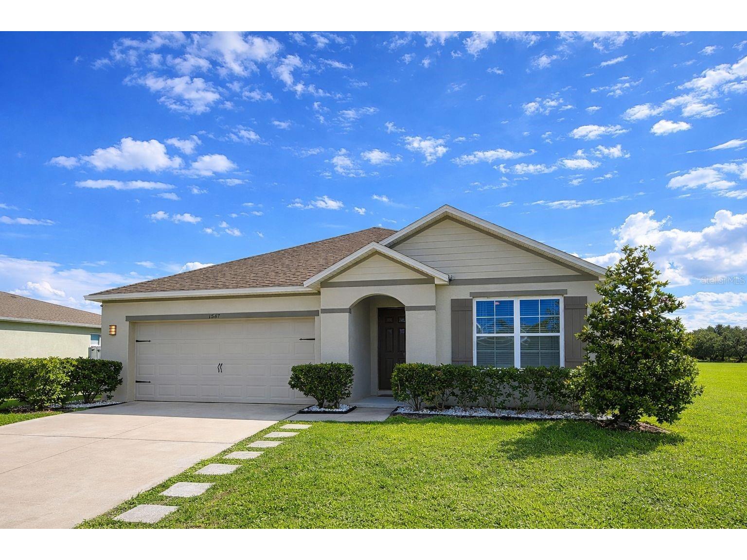 1687 Bay Breeze Drive Saint Cloud FL 34771 S5146033 image1