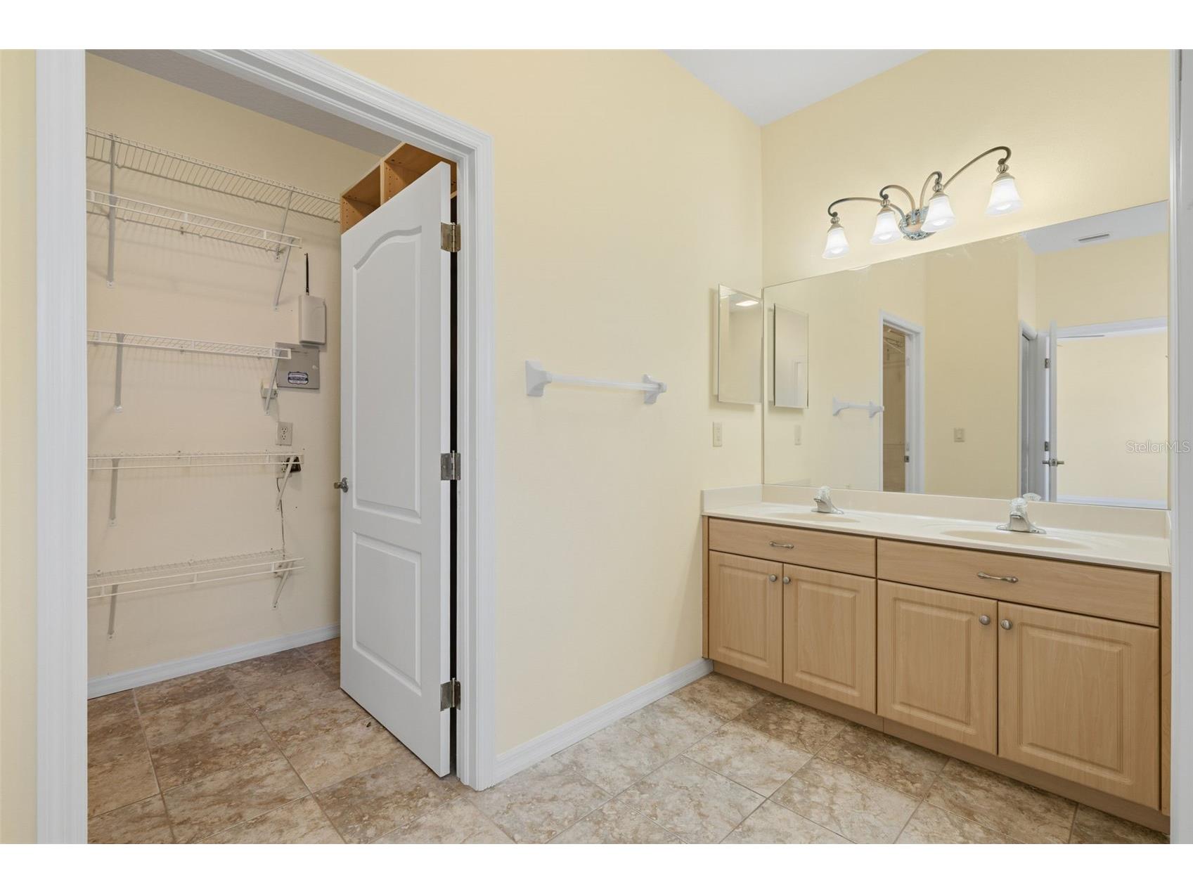 16870 Akins Drive Spring Hill FL 34610 W7882268 image17